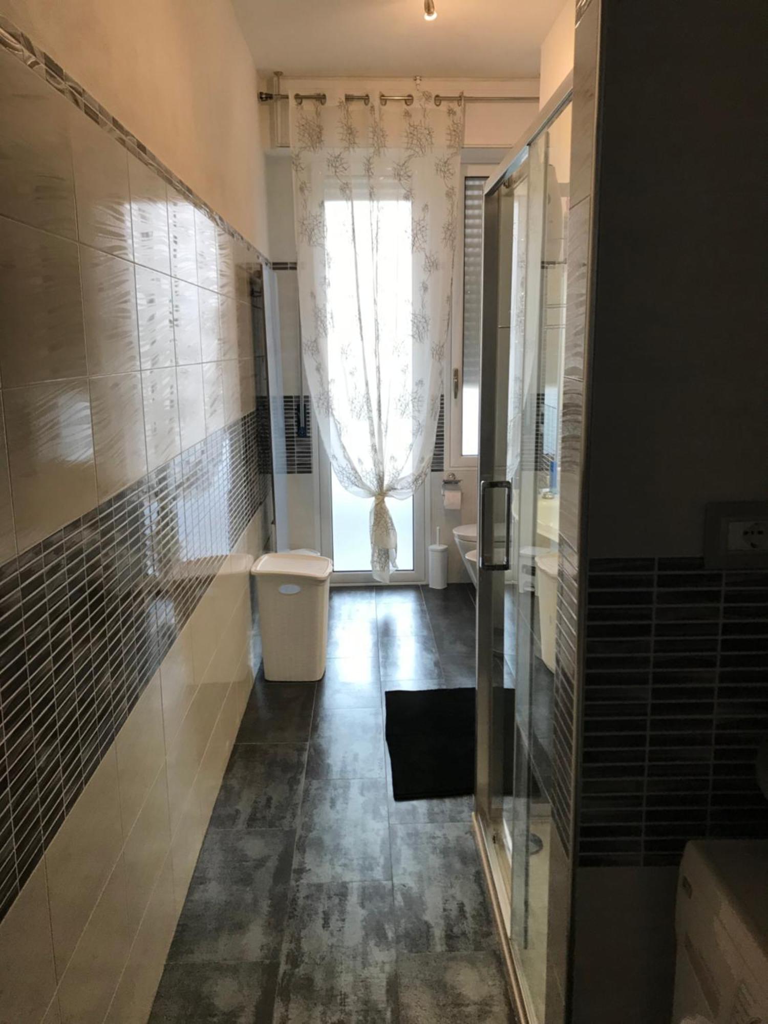B&B Appartamento Anna Bologna Exteriör bild