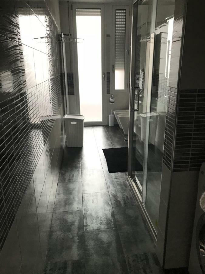 B&B Appartamento Anna Bologna Exteriör bild